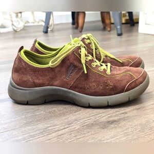 Dansko Elise Brown Suede Leather Green Sneakers Comfort Boho Casual